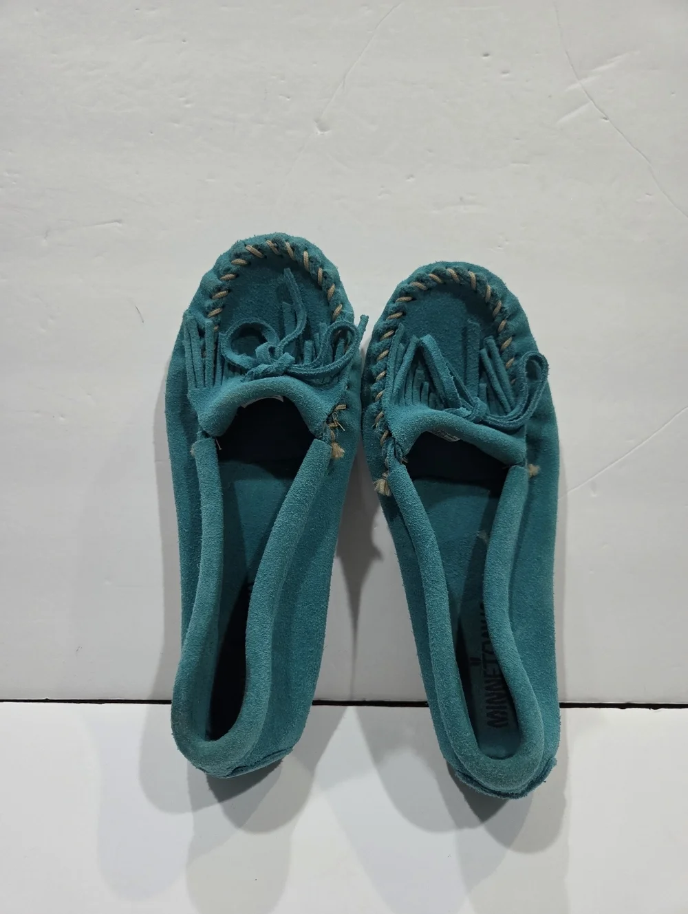 Minnetonka Teal Suede Moccasin Flats with Bow Detail Sz.3